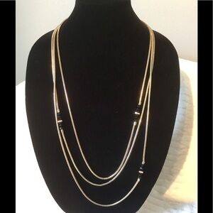 🌸Saks 5th Avenue Necklace 💍
